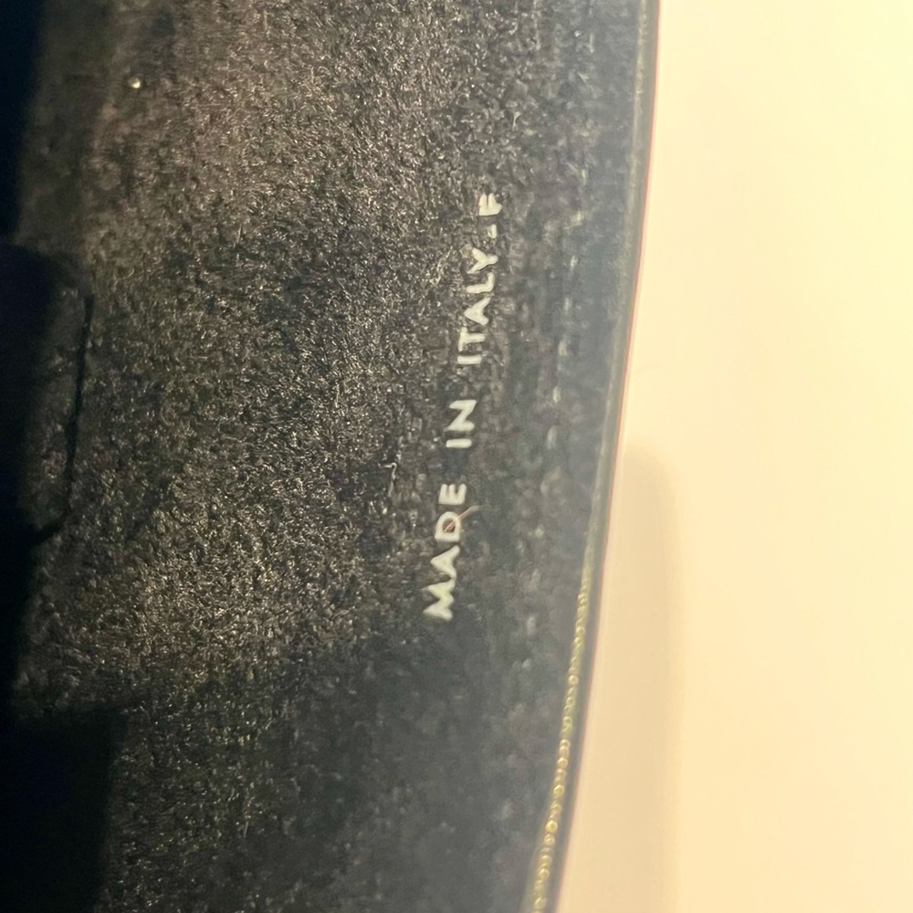 CHANEL Brown Tortoise Sunglasses - Picture 11 of 13